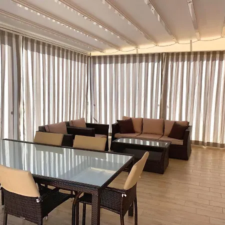 Appartement In Villino Laura